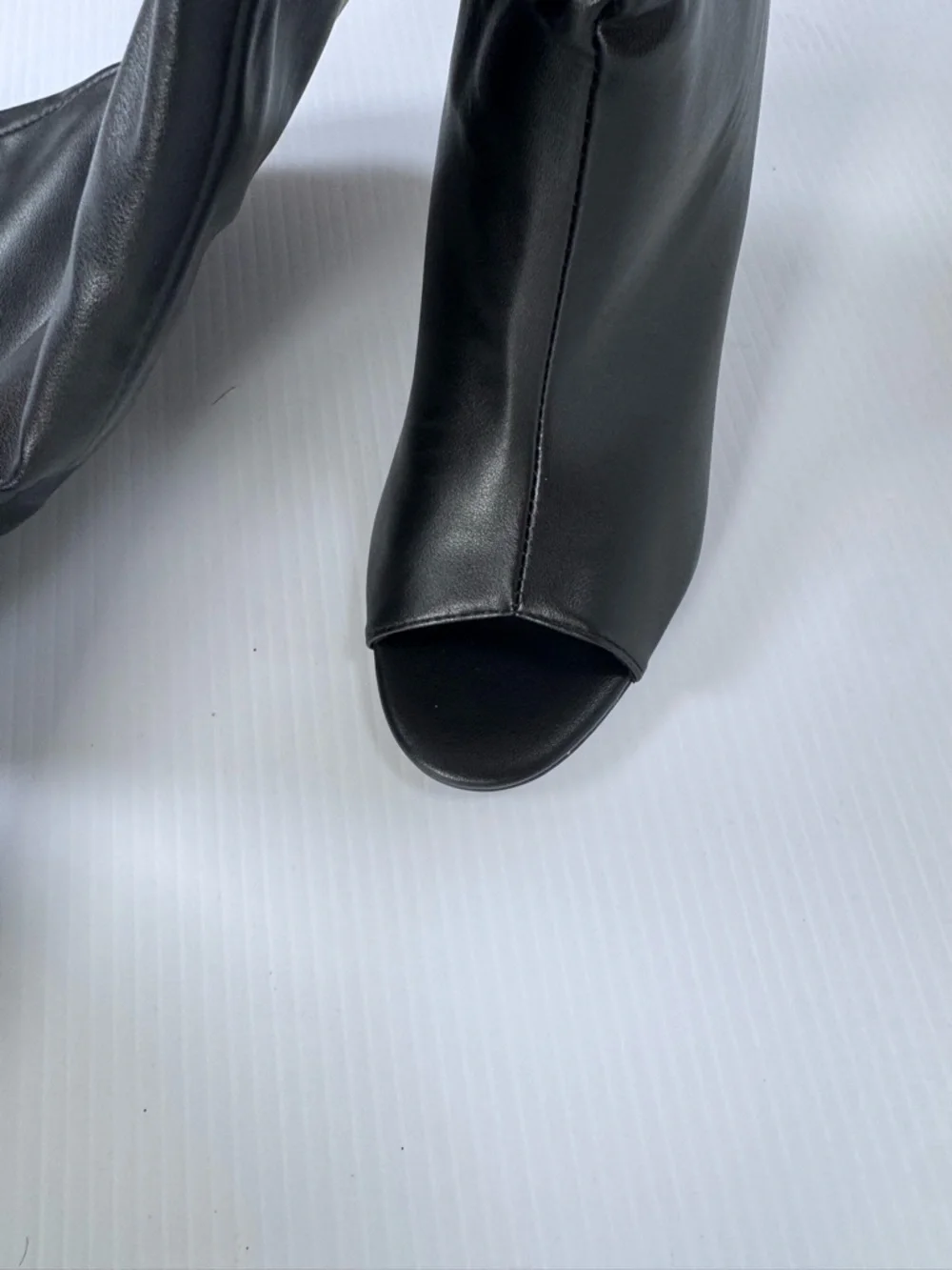 Black Slouchy Knee-High Boots Peep Toe Kitten Heel Size 6.5